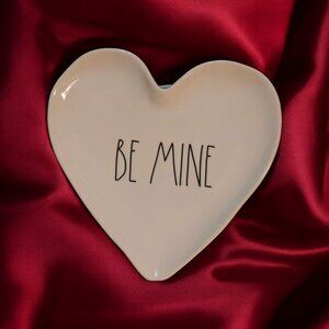 Rae Dunn Magenta Artisan Collection Heart-Shaped Plate Be Mine Valentine's Day
